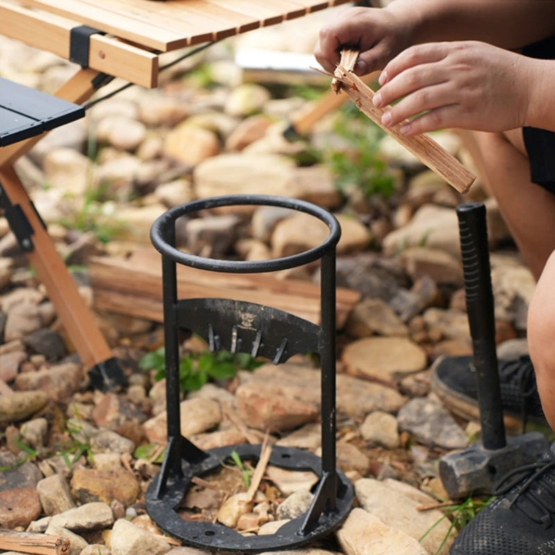 ForgeSplit – Spaltkile i stål, trekløver, svart – til ved