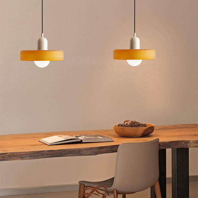 StiloGlas pendellampe – Fargerik eleganse i Bauhaus-stil