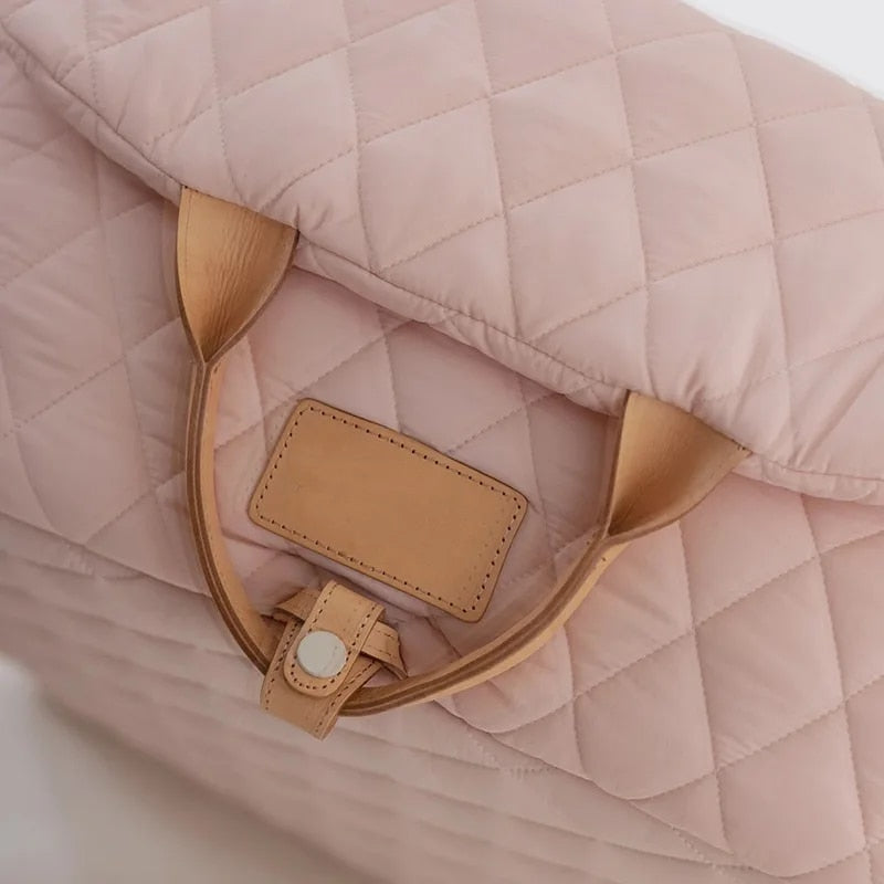 PetStyle – Stilren og praktisk bæreveske til kjæledyr på reise