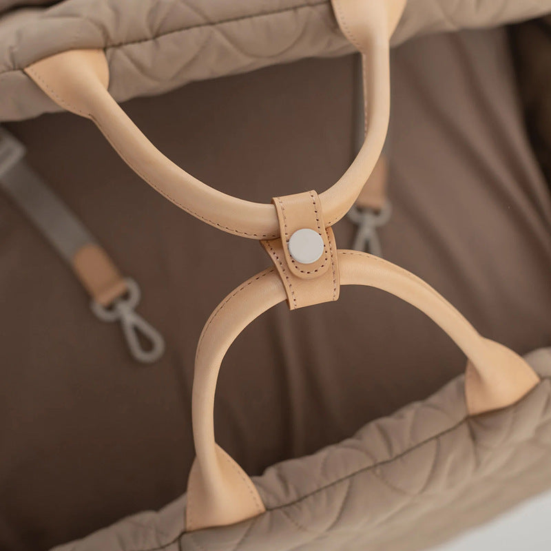 PetStyle – Stilren og praktisk bæreveske til kjæledyr på reise