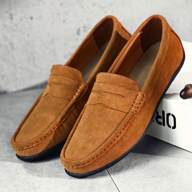 Verona – Herreloafers i Ekte Semsket Skinn med Slip-on design og Dempende såle for jobb og fritid