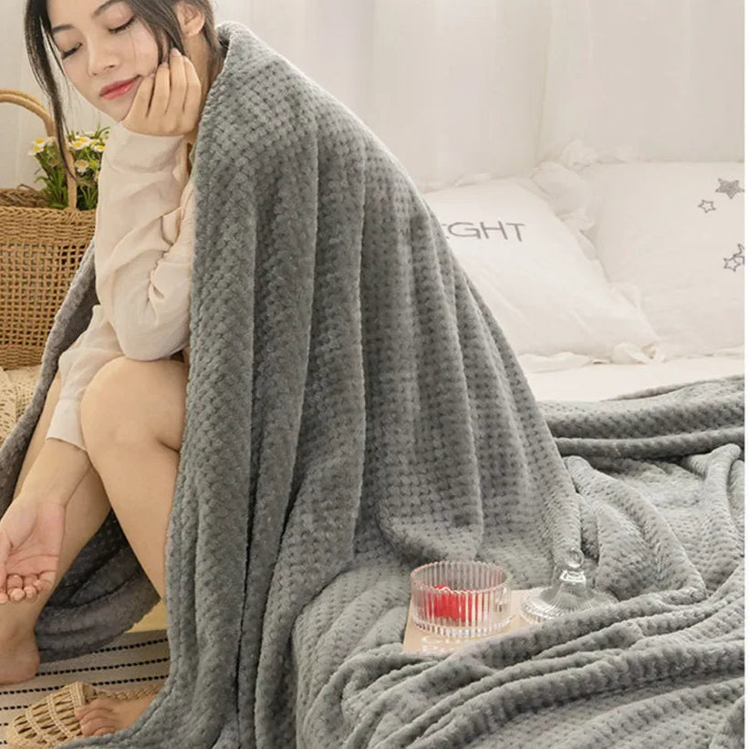 NubiNest – Japansk Coral Fleece-pledd med Myk Varmekos og Elegant Enkelhet