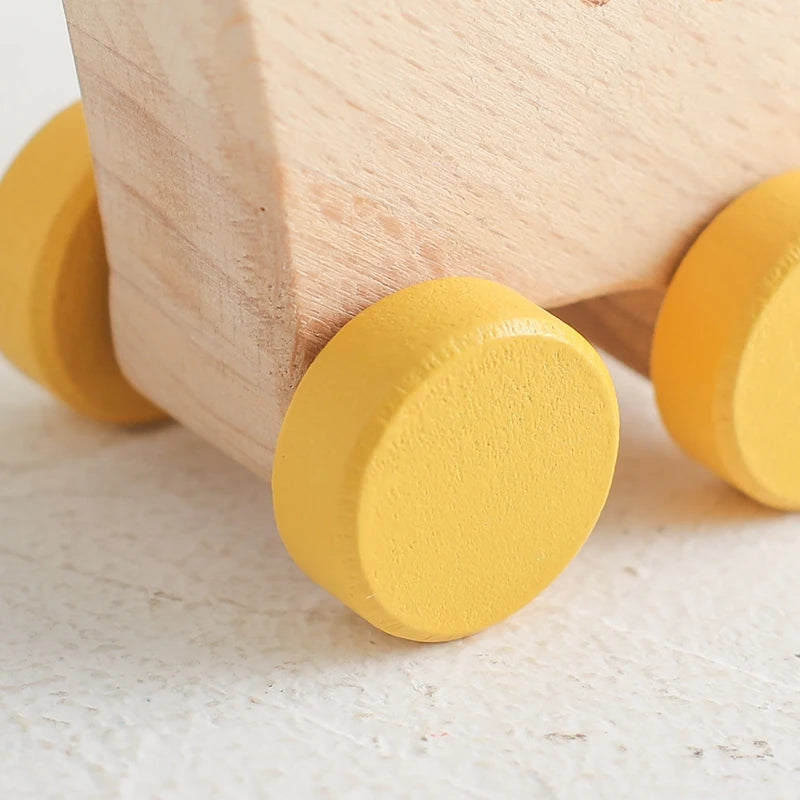 DinoCruze – Montessori-leke i Bøketre med Fantasifull Kjøreglede