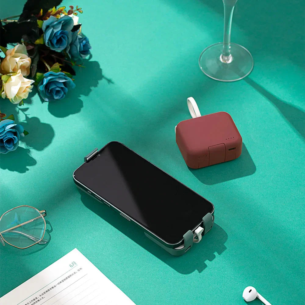 PowerPocket – Kompakt Powerbank 5000mAh med USB-C og Hurtiglading for Bruk på Farten