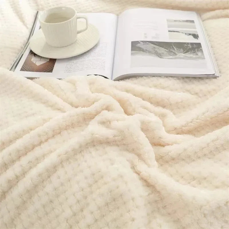 NubiNest – Japansk Coral Fleece-pledd med Myk Varmekos og Elegant Enkelhet