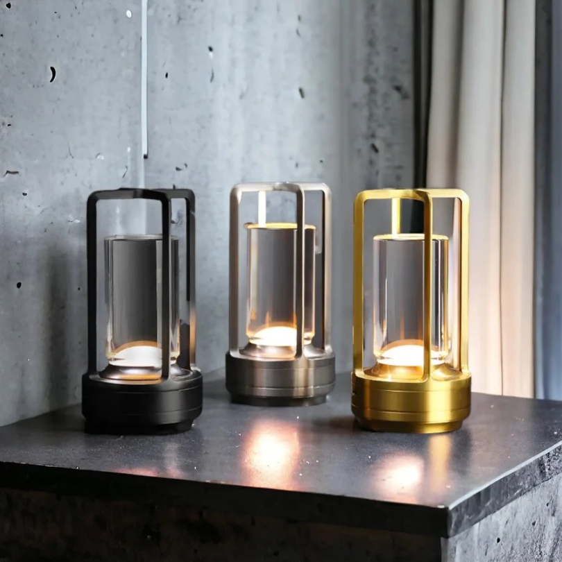 NordicaGlow – Trådløs LED-bordlampe med skandinavisk eleganse
