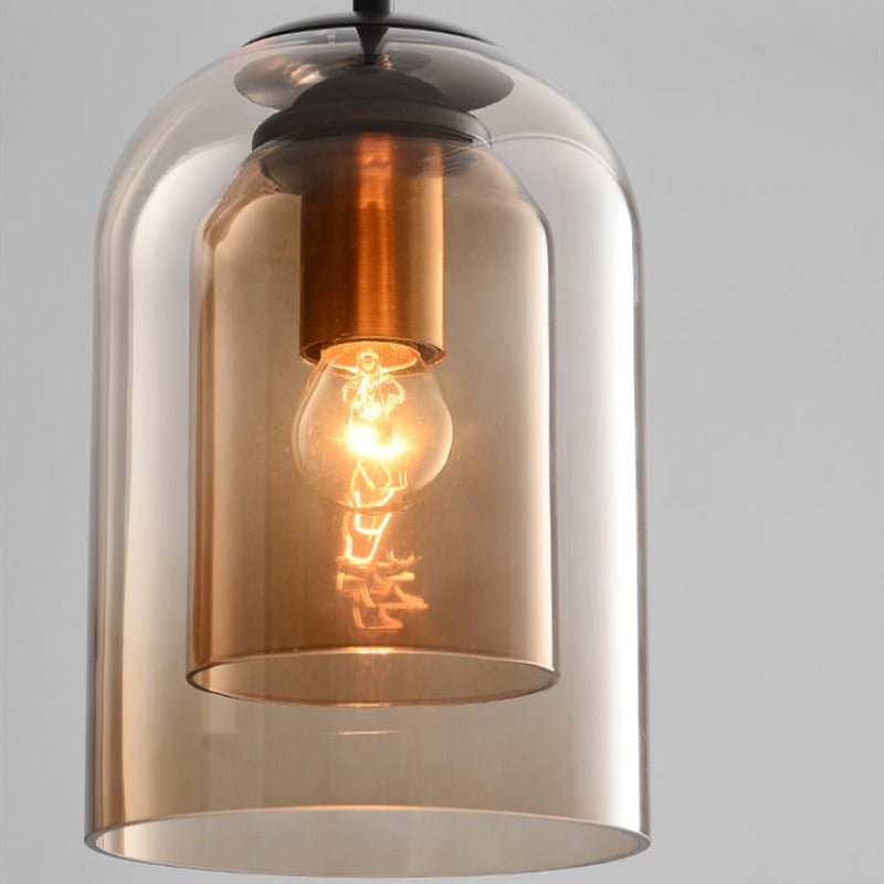 AuraGlas – Elegant pendellampe i dobbeltglass for stilfull belysning